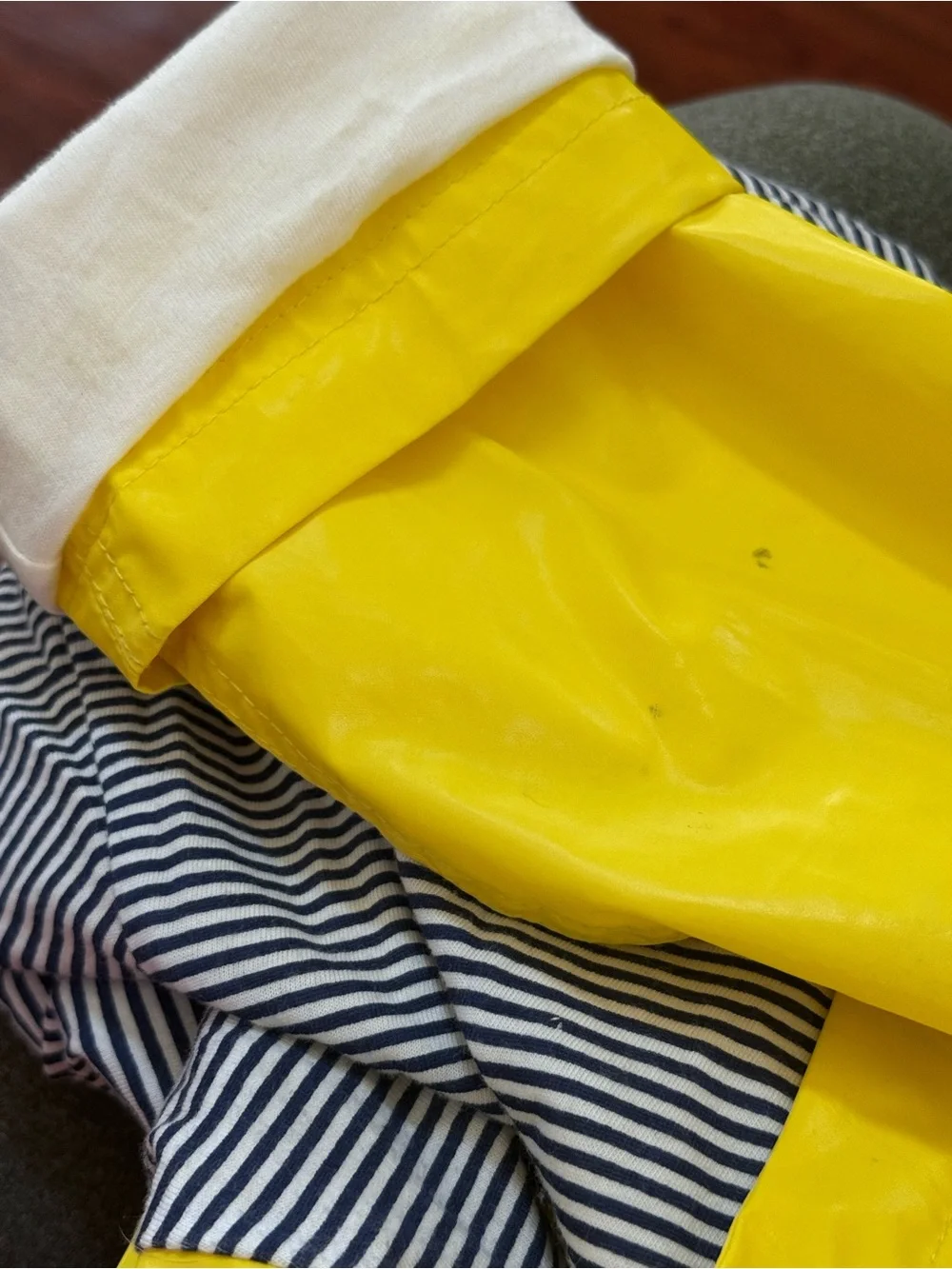☔️ GapKids Yellow Slicker Raincoat 🧥 Hooded Jacket Classic Style | Lined